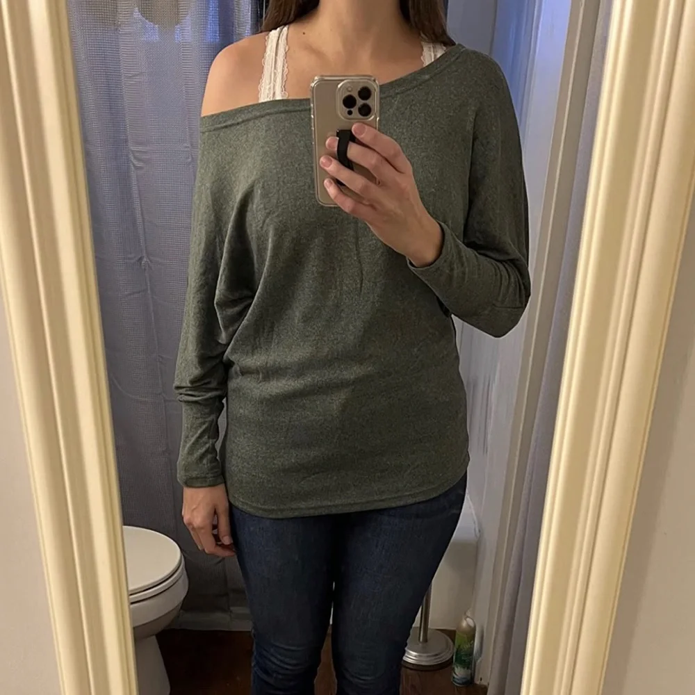 NWT Women's Off Shoulder Oversized Pullover Sweater Knit Loose Tunic Tops